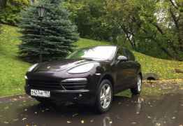 Porsche Cayenne S, 2011