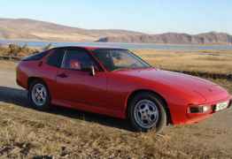 Porsche 924, 1983