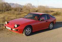 Porsche 924, 1983