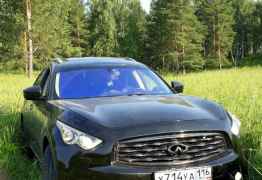 Infiniti FX35, 2009