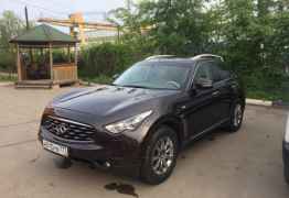 Infiniti FX35, 2009