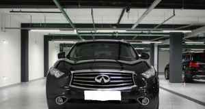 Infiniti QX70, 2015