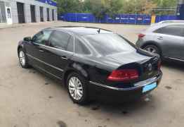 Volkswagen Phaeton, 2011