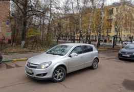 Opel Astra, 2010