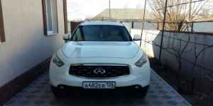 Infiniti FX35, 2009