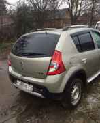 Renault Sandero Stepway, 2013