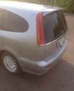 Honda Stream, 2001