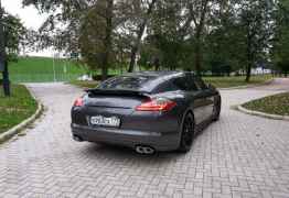 Porsche Panamera Turbo S, 2013