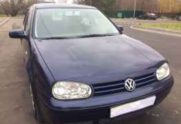 Volkswagen Golf, 2002