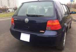 Volkswagen Golf, 2002