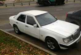 Mercedes-Benz W124, 1992