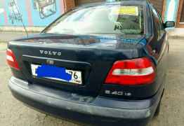 Volvo S40, 2001