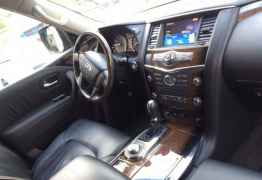 Infiniti QX56, 2011