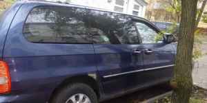 KIA Carnival, 2005