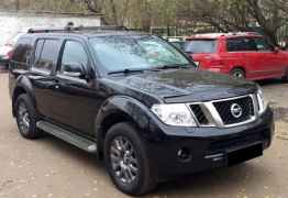 Nissan Pathfinder, 2012