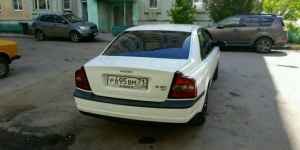 Volvo S80, 2000