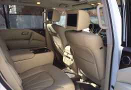 Infiniti QX56, 2012