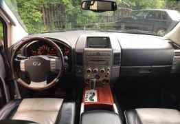 Infiniti QX56, 2005