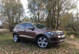 Volkswagen Touareg, 2011