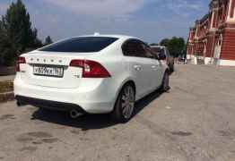 Volvo S60, 2011