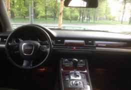 Audi A8, 2006