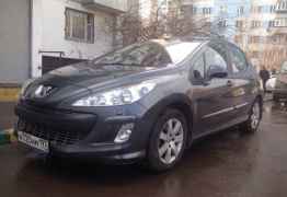 Peugeot 308, 2011