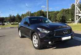 Infiniti FX37, 2011