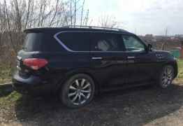 Infiniti QX56, 2011