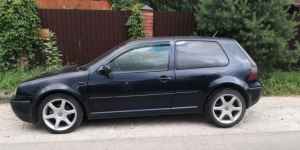 Volkswagen Golf, 2000