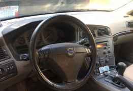 Volvo S60, 2003