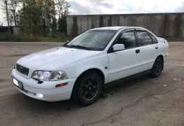 Volvo S40, 2004