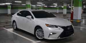 Lexus ES, 2015