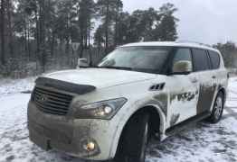 Infiniti QX56, 2012