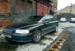 Volvo S80, 2001