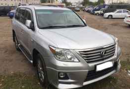 Lexus LX, 2010