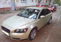 Volvo S40, 2004