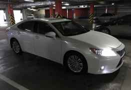 Lexus ES, 2013