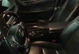 Lexus ES, 2013