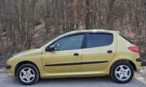 Peugeot 206, 2002