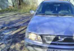 Volvo S40, 1999