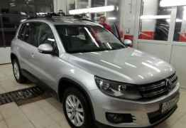 Volkswagen Tiguan, 2011