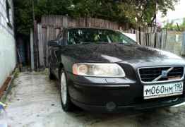 Volvo S60, 2005