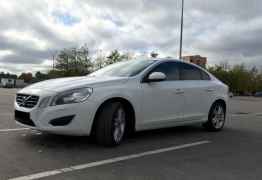 Volvo S60, 2013