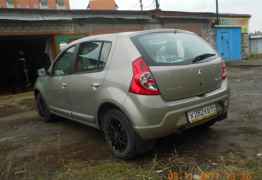 Renault Sandero, 2011