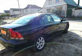 Volvo S60, 2002