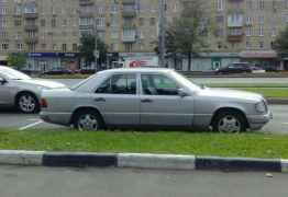 Mercedes-Benz W124, 1990