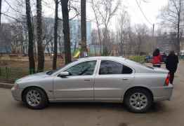 Volvo S60, 2005