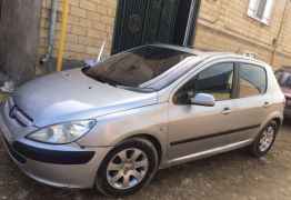 Peugeot 307, 2001