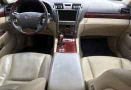 Lexus LS, 2007