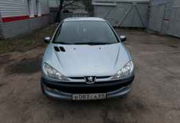 Peugeot 206, 2002